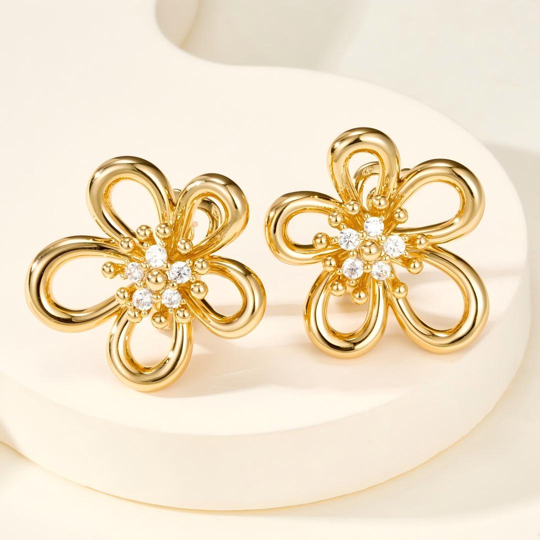 [Okajuri Jewelry] FLOWERLACE EARRING 5 DIAMONDS