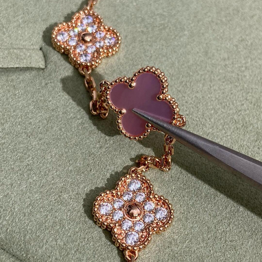 [Okajuri Jewelry]CLOVER 10 MOTIFS DIAMOND PINK MOP NECKLACE