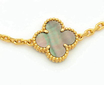 [Okajuri Jewelry] CLOVER 5 MOTIF GRAY MOP BRACELET COLLECTION