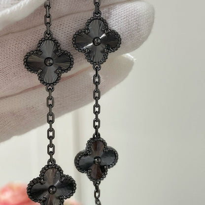 [Okajuri Jewelry]CLOVER 5 MOTIF BLACK BRACELET