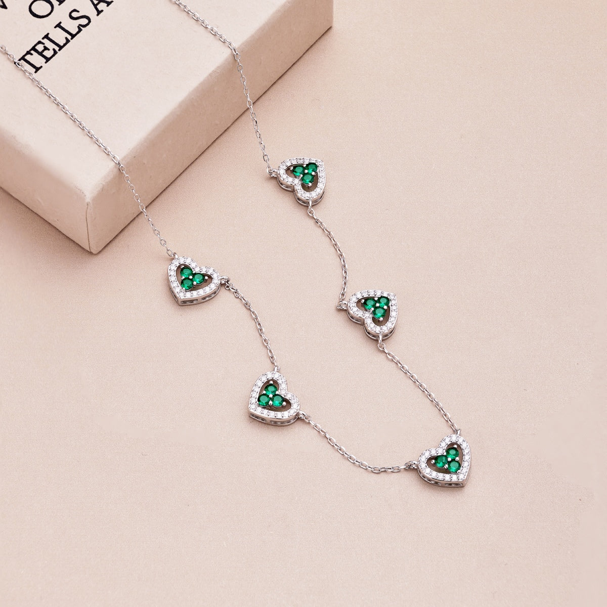 [Okajuri Jewelry]Sparkling Five Heart Necklace
