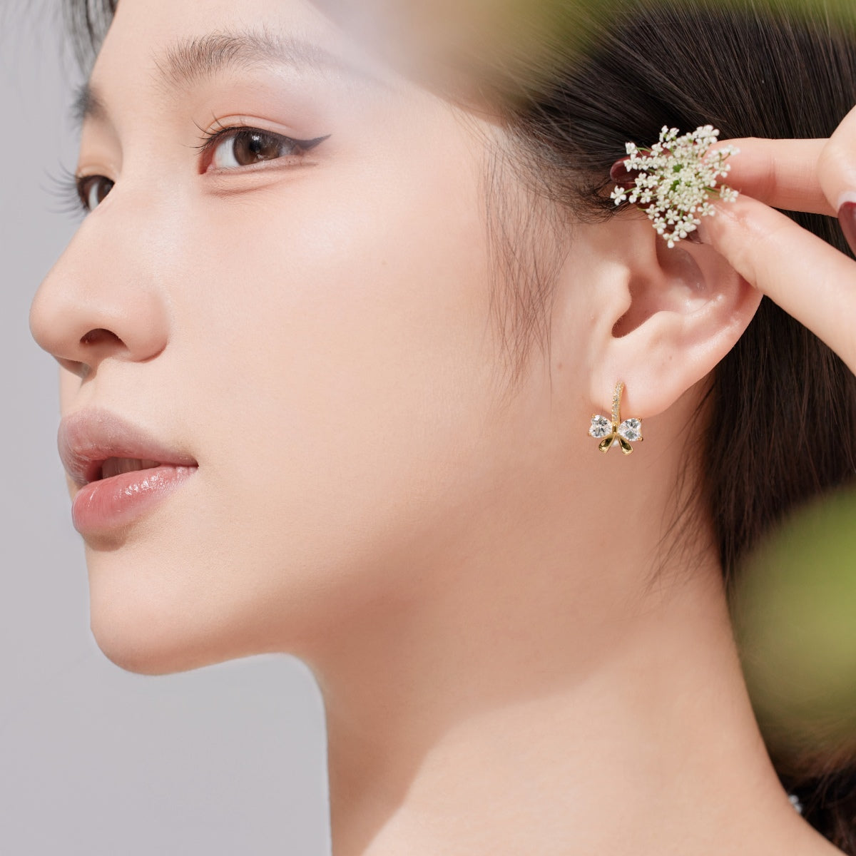 [Okajuri Jewelry]Exquisite Earrings With Heart-Shaped Bow Design