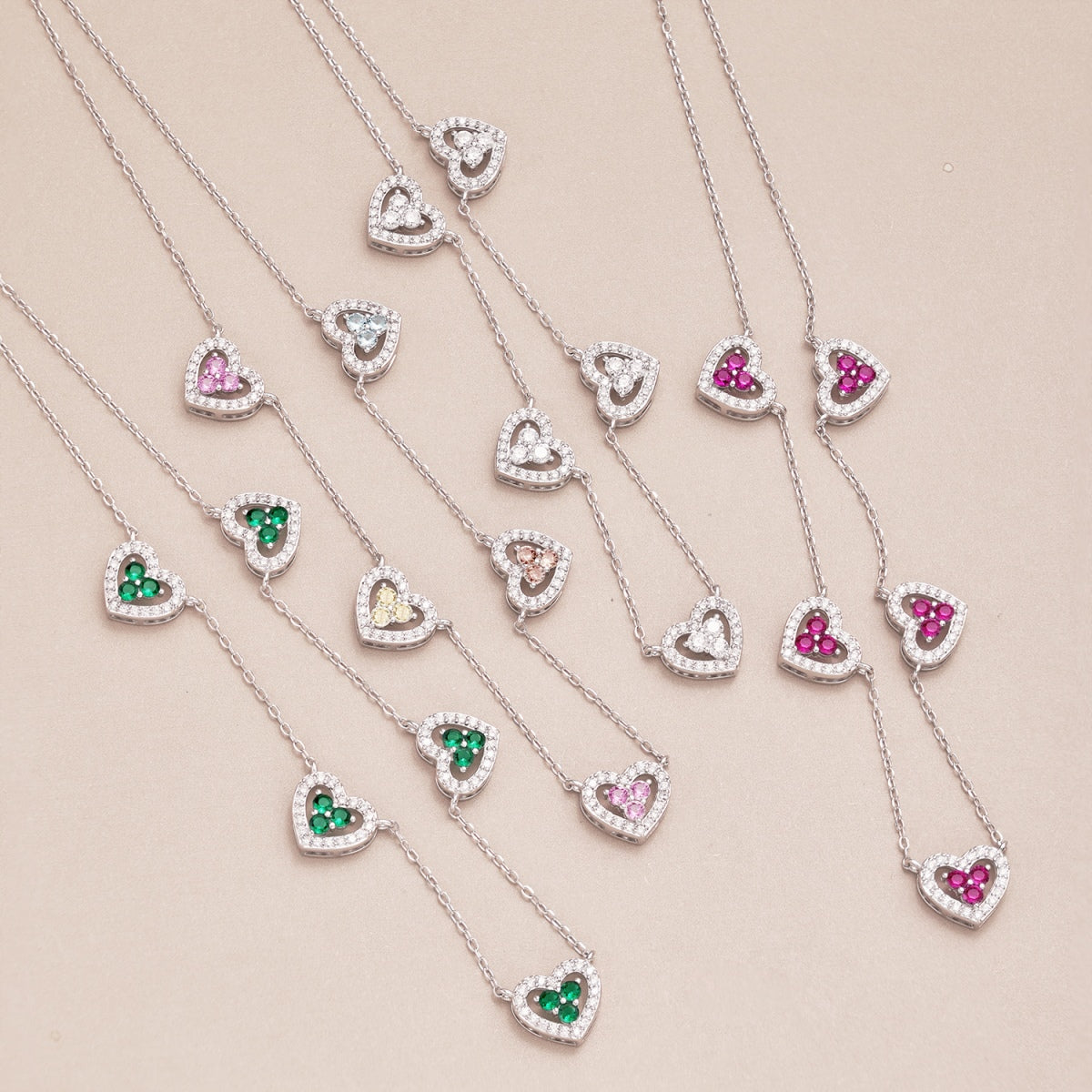 [Okajuri Jewelry]Sparkling Five Heart Necklace