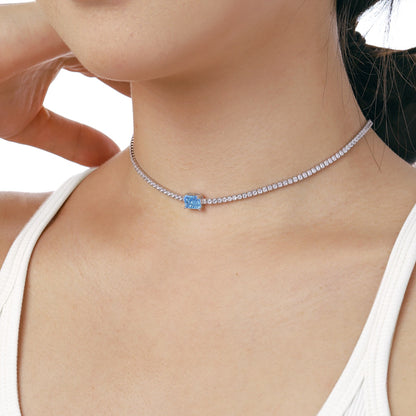 [Okajuri Jewelry]2.0 carat Ornate Emerald Cut Necklace