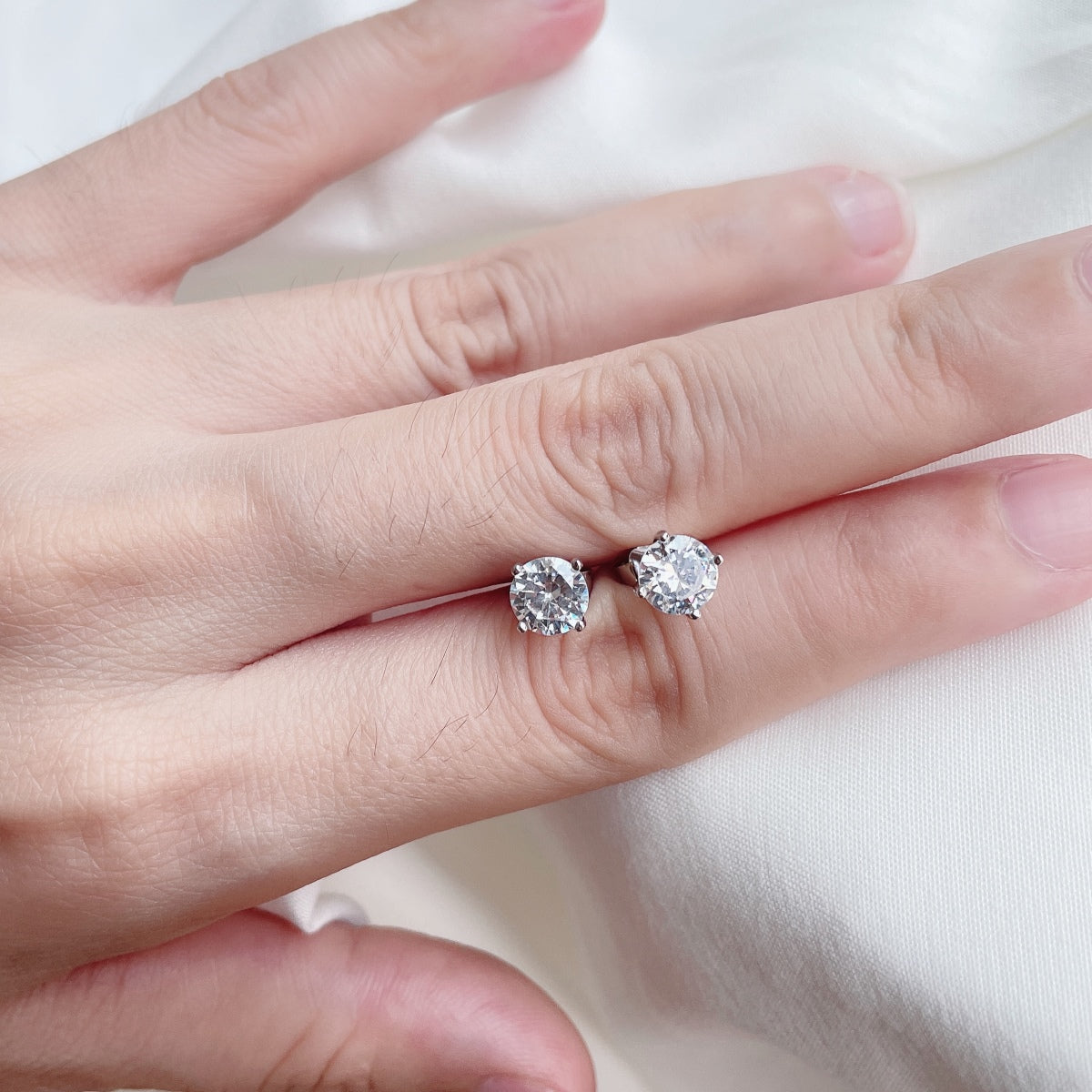 [Okajuri Jewelry]Unique Round Shape Earrings