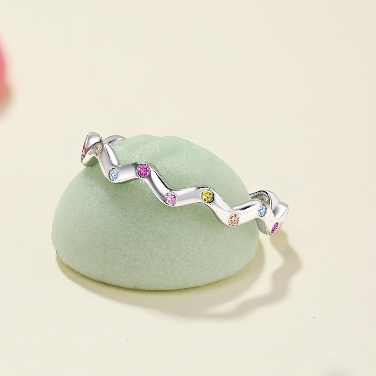 [Okajuri Jewelry]Ornate Vibrant Round Cut Daily Ring