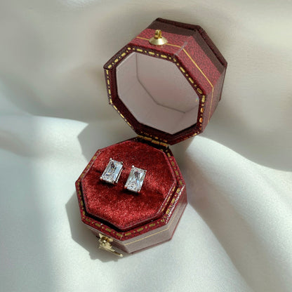 [Okajuri Jewelry]Stylish Shiny Rectangular Center Stone Stud Earrings