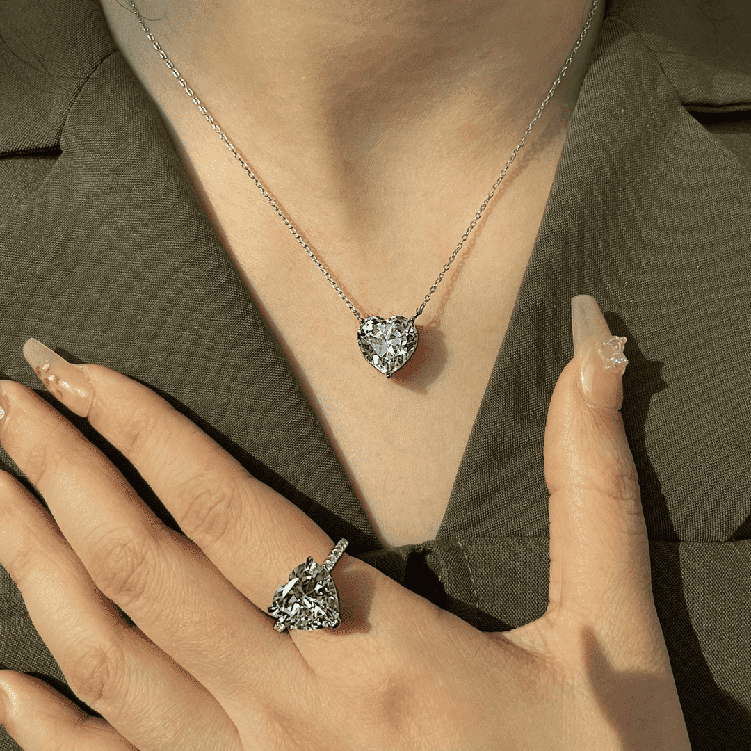 [Okajuri Jewelry]6.0 carat Radiant Heart Shape Necklace