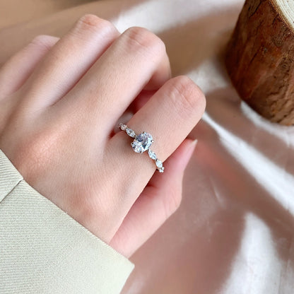 [Okajuri Jewelry]0.75 Carat Luxurious Vibrant Elongated Cushion Cut Daily Ring