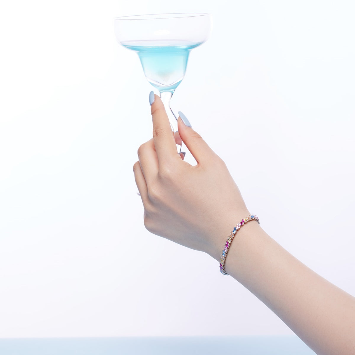 [Okajuri Jewelry]Ornate Sparkling Multi Cut Party Bracelet