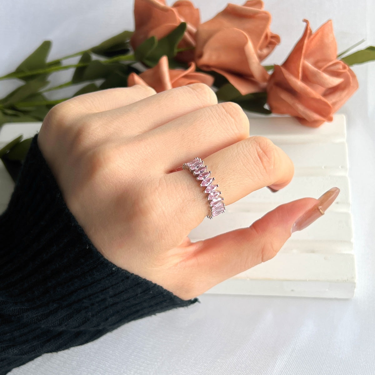 [Okajuri Jewelry]Gorgeous Marquise Cut Tennis Ring