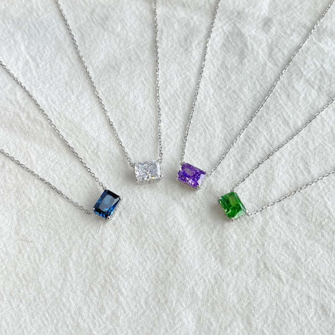 [Okajuri Jewelry]Luxurious Square Shape Colorful Necalack