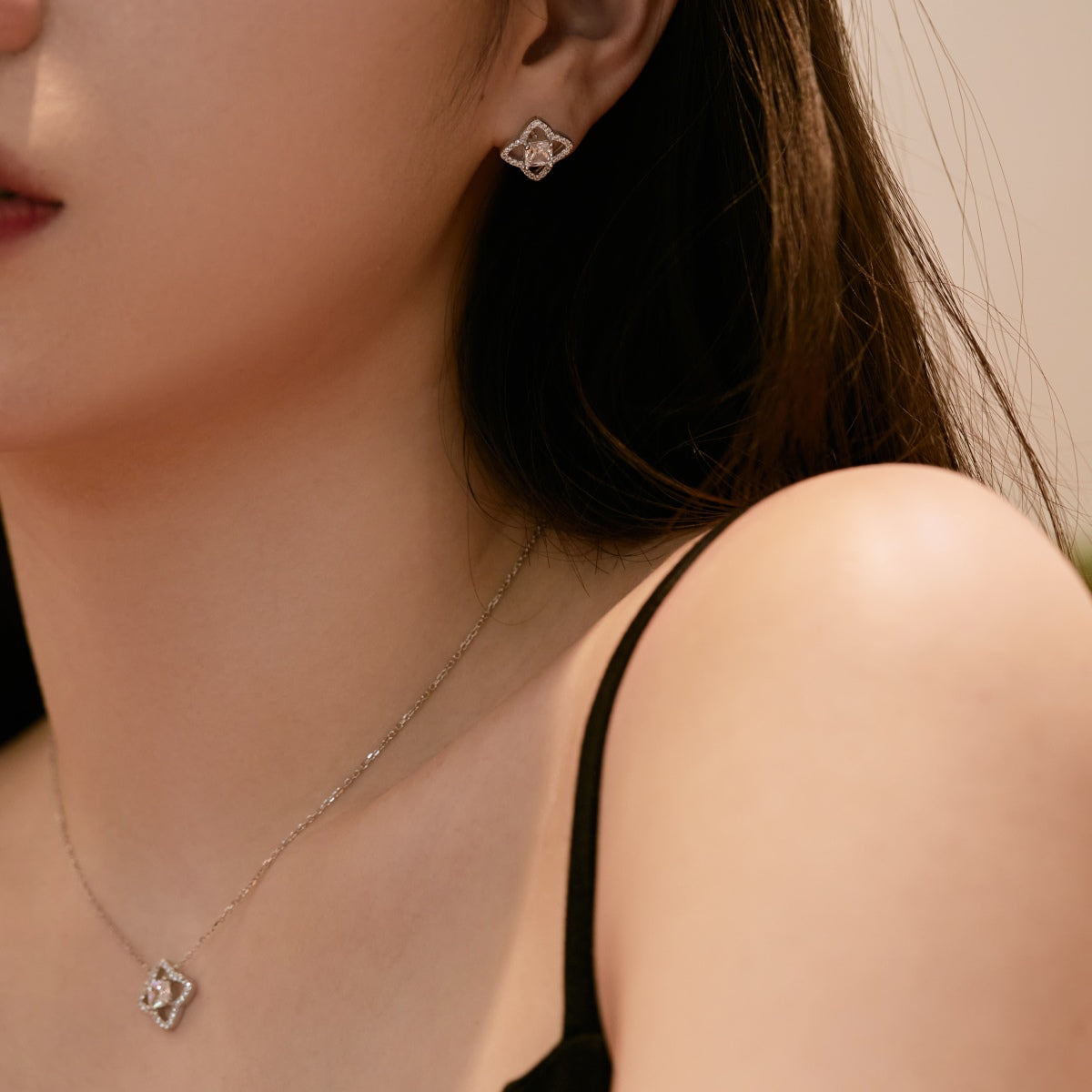 [Okajuri Jewelry]Elegant Star Shape Princess Cut Daily Earrings