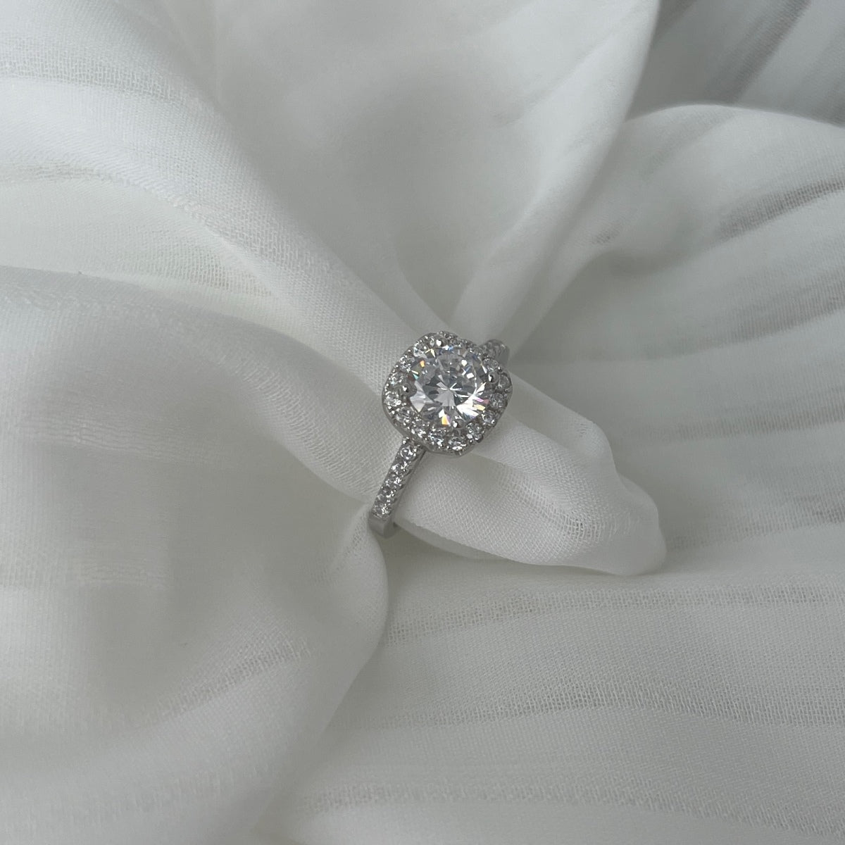 [Okajuri Jewelry]Dazzling Resplendent Round Cut Wedding Ring