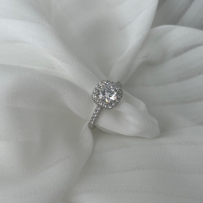 [Okajuri Jewelry]Dazzling Resplendent Round Cut Wedding Ring