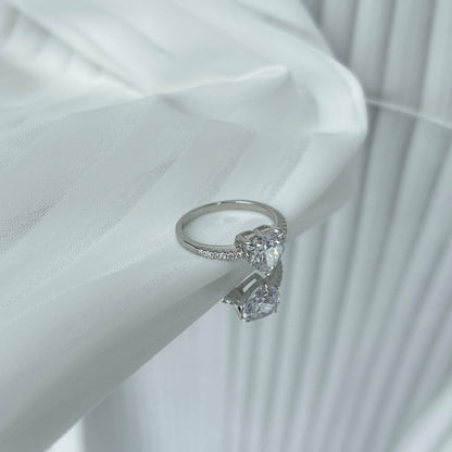 [Okajuri Jewelry]2.0 Carat Dazzling Lustrous Heart Cut Lover Ring