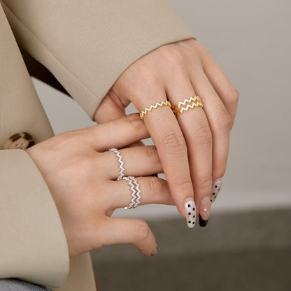 [Okajuri Jewelry]Delicate Enchanting Wave Shape Daily Ring