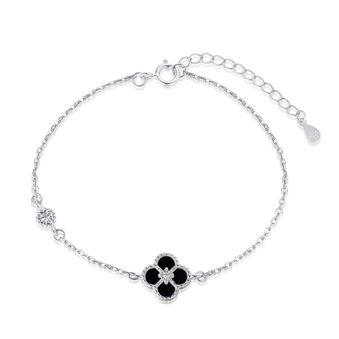 [Okajuri Jewelry]Delicate Four Leaf Clover Bracelet