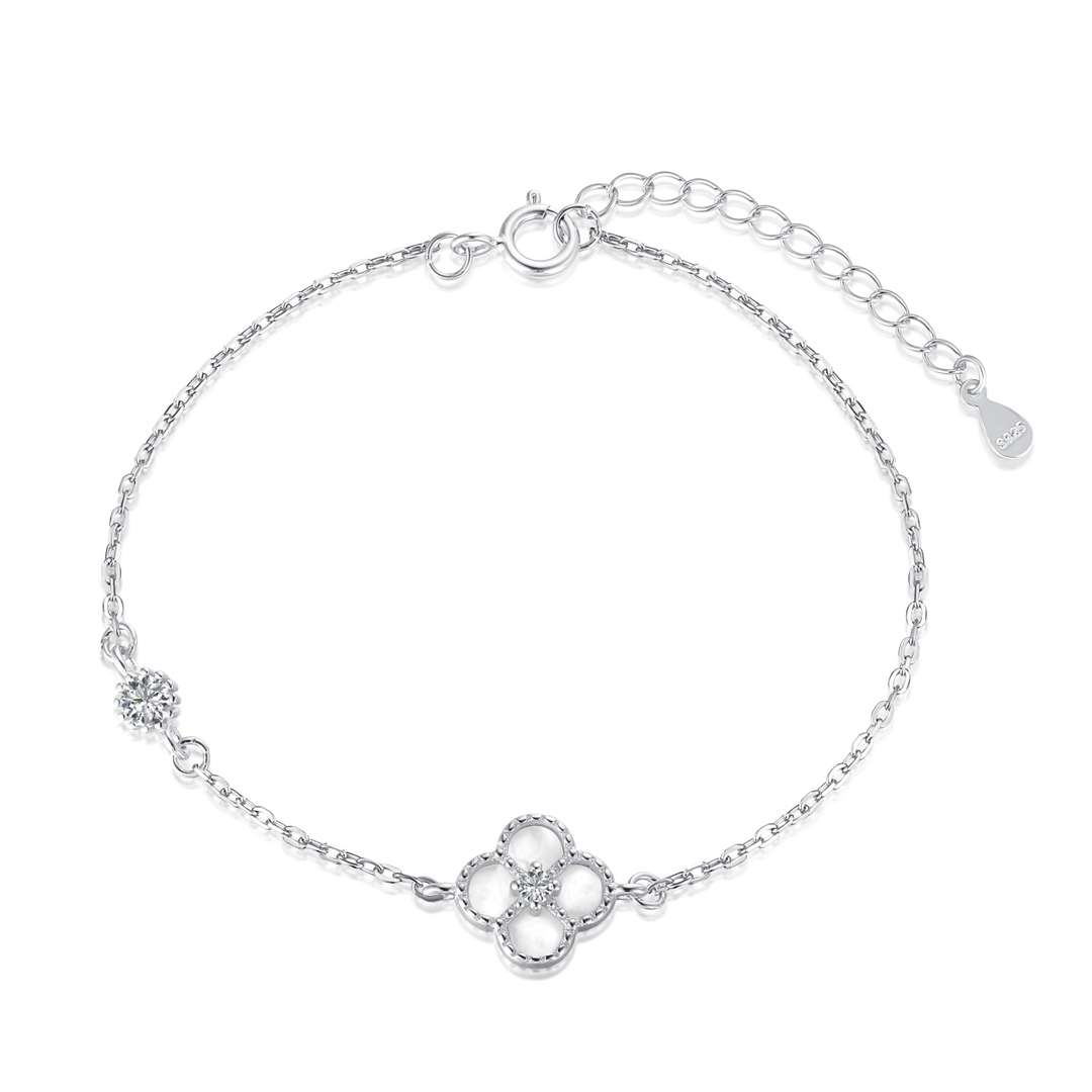 [Okajuri Jewelry]Delicate Four Leaf Clover Bracelet