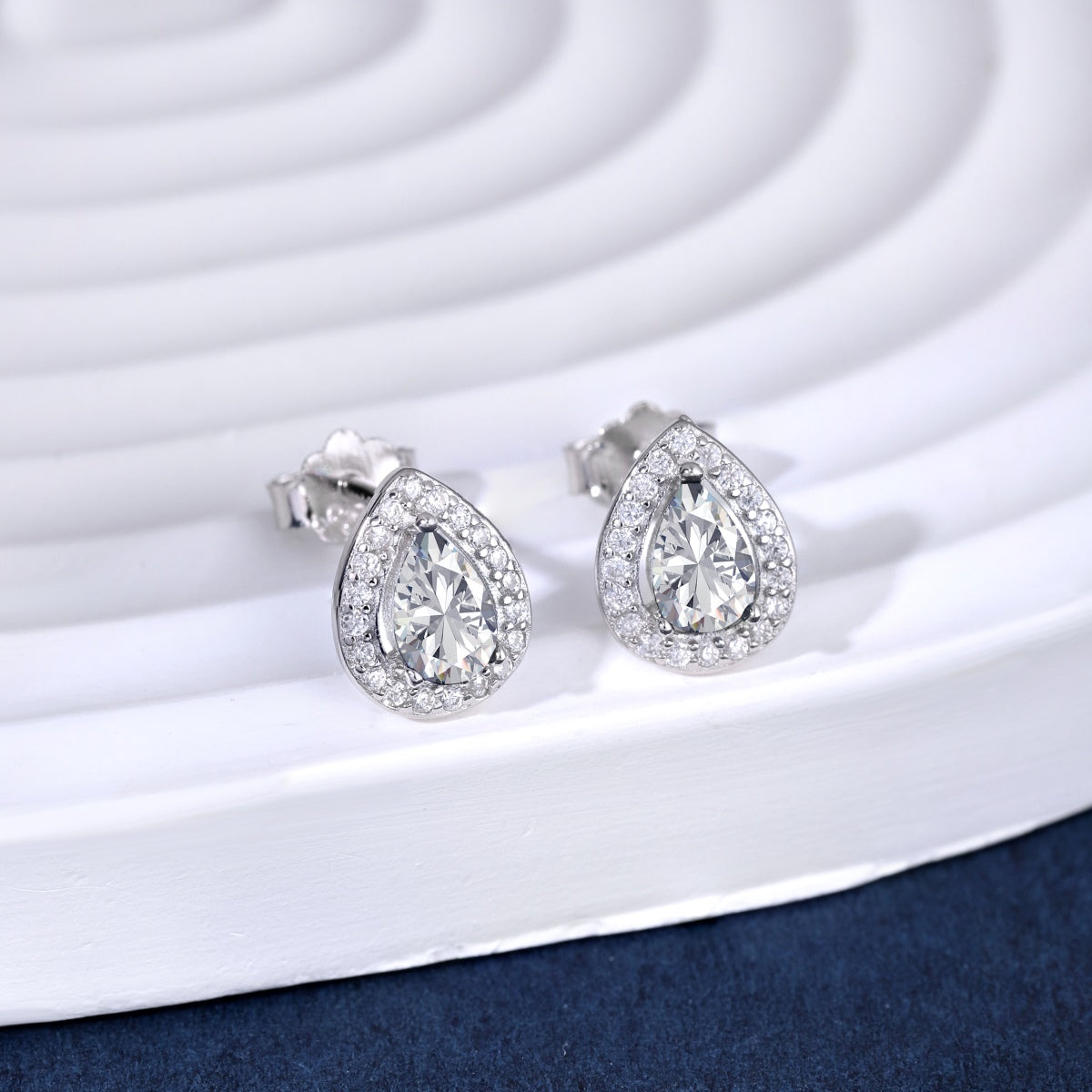 [Okajuri Jewelry]Luxurious Water Drop Shape Earrings