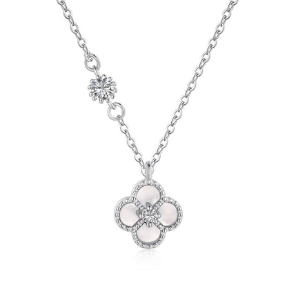 [Okajuri Jewelry]Delicate Flower Shape Necklace