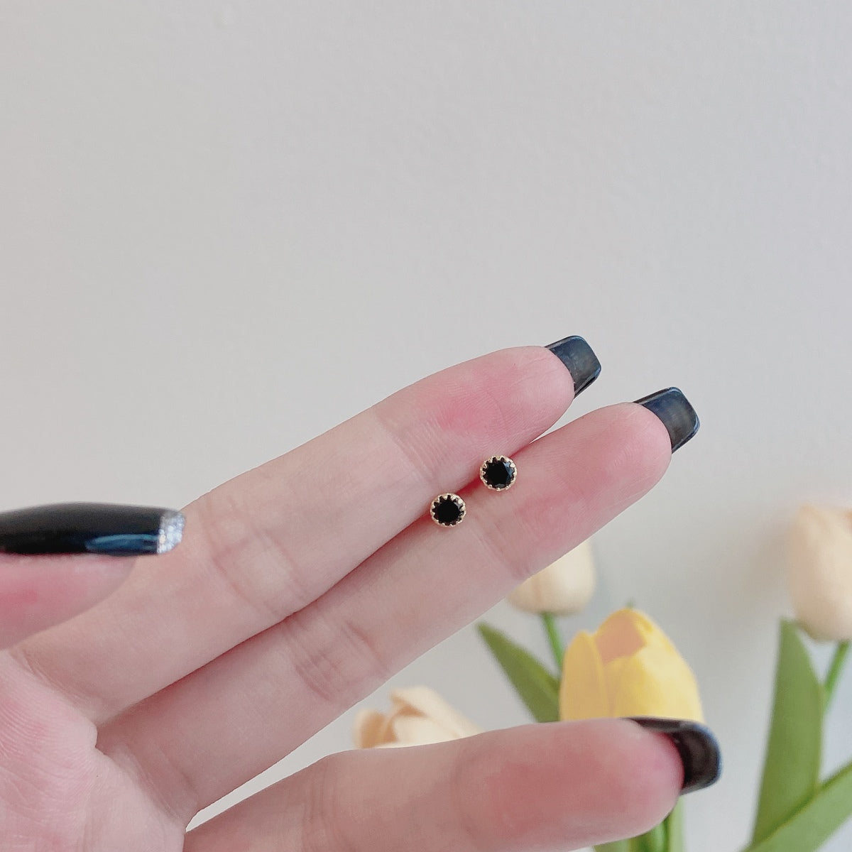 [Okajuri Jewelry]Sparkling Colorful Round Shape Earrings