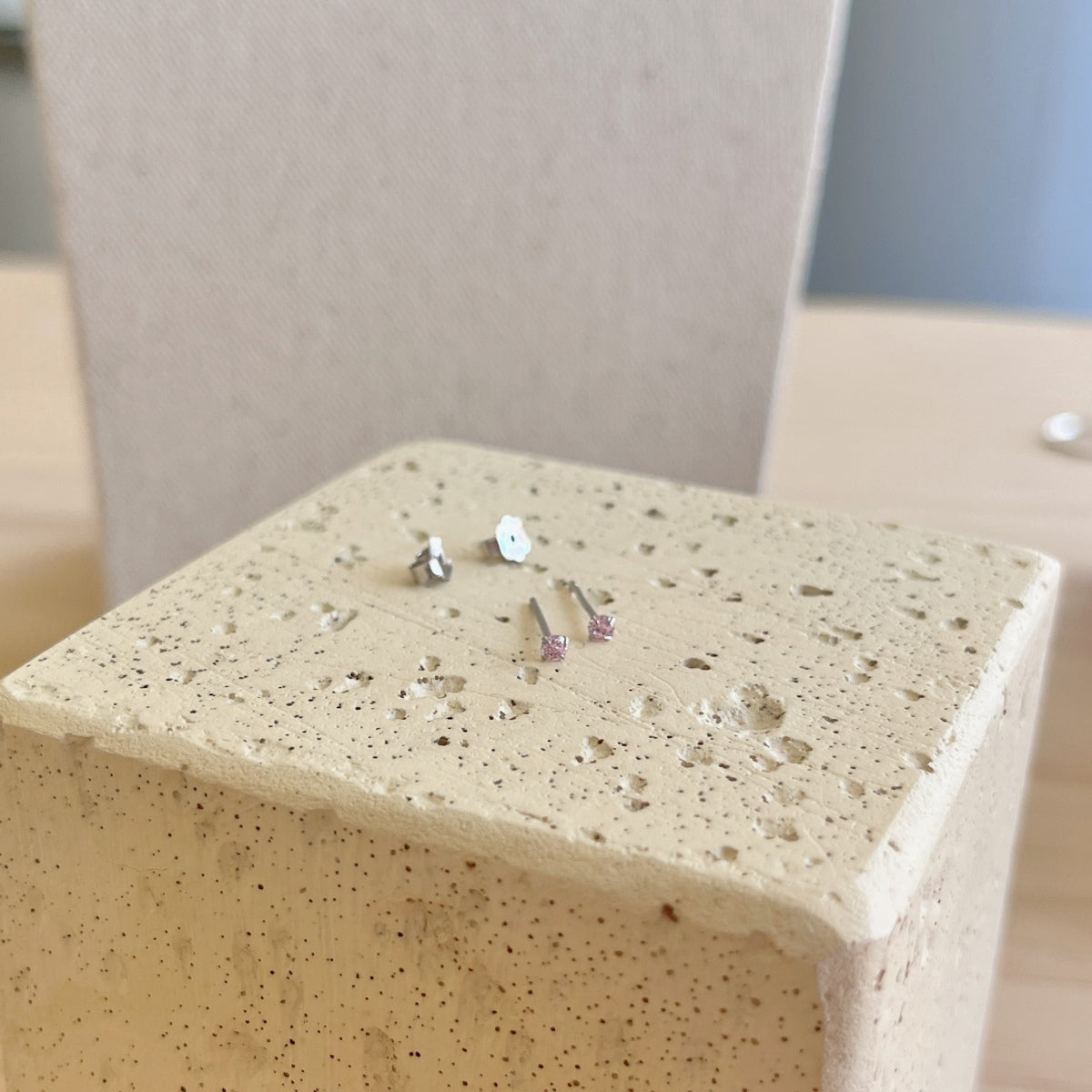 [Okajuri Jewelry]Delicate Solitaire Earrings