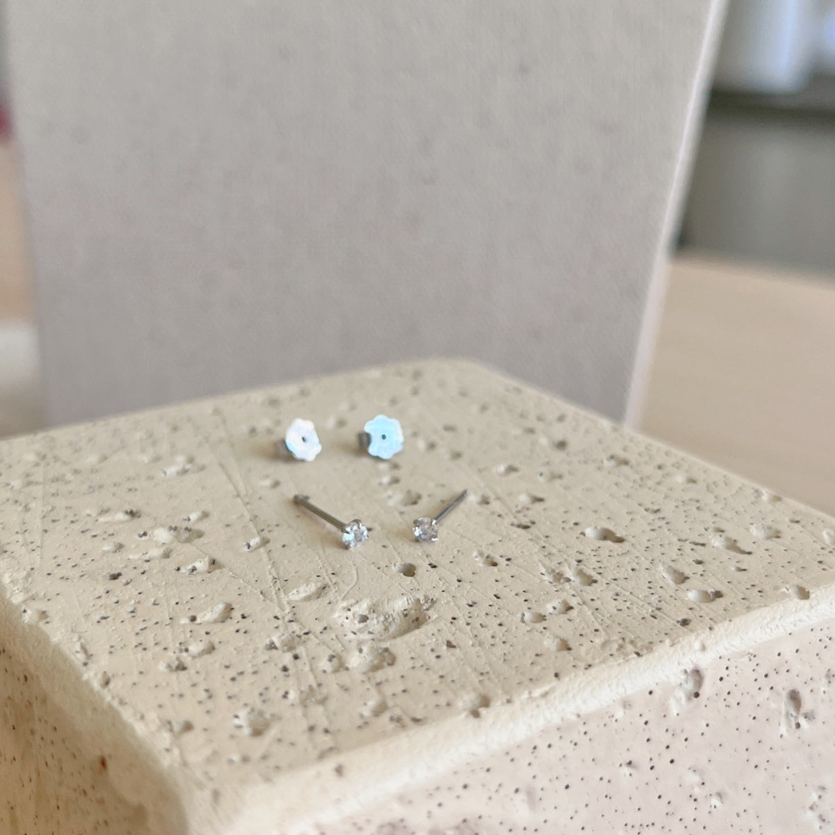 [Okajuri Jewelry]Delicate Solitaire Earrings