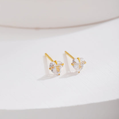 [Okajuri Jewelry]Sparkling Heart Shaped Simple Earrings