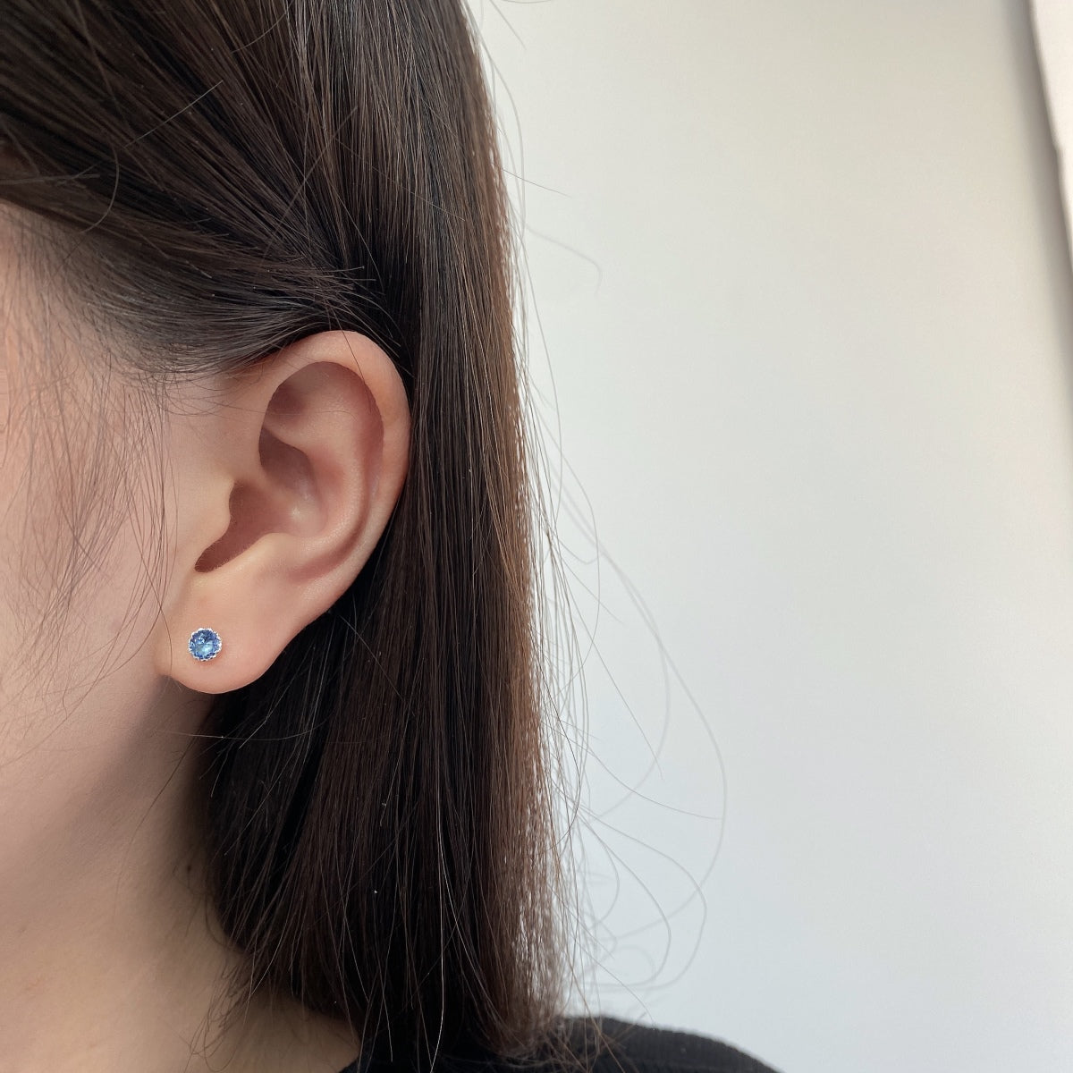 [Okajuri Jewelry]Sparkling Colorful Round Shape Earrings