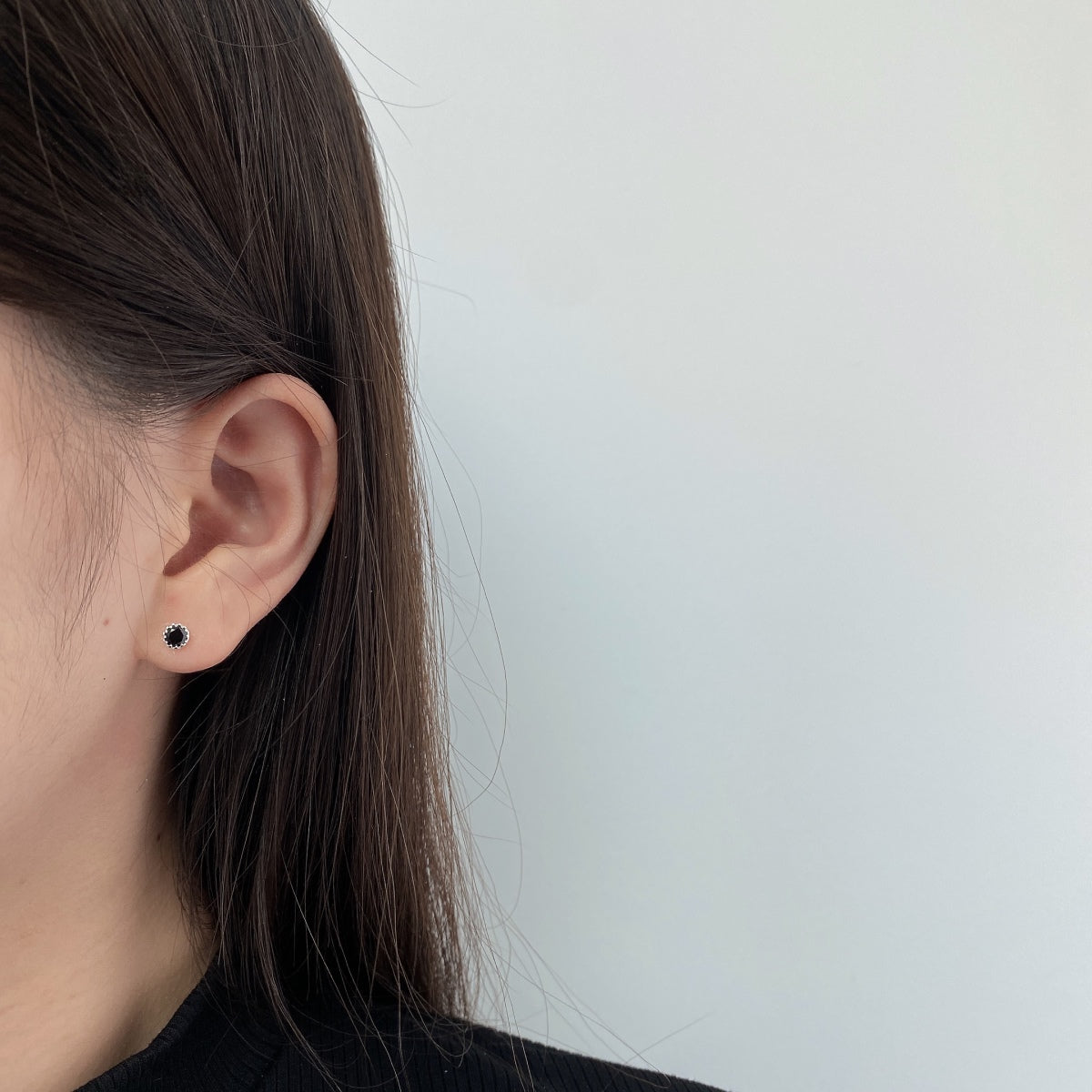 [Okajuri Jewelry]Sparkling Colorful Round Shape Earrings