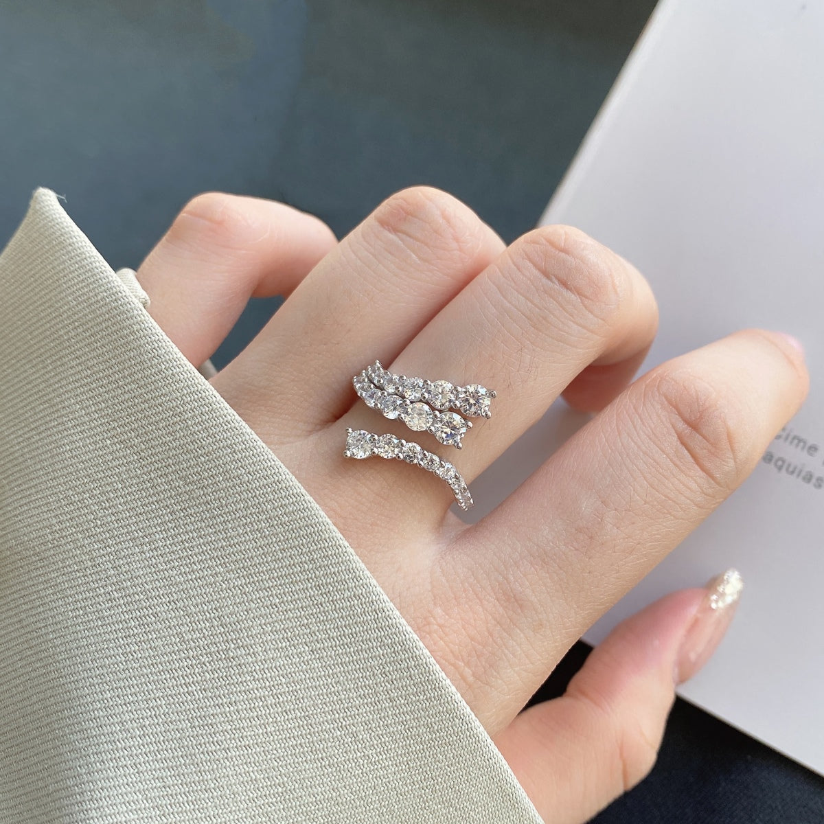 [Okajuri Jewelry]Unique Vivid Snake Shape Daily Ring