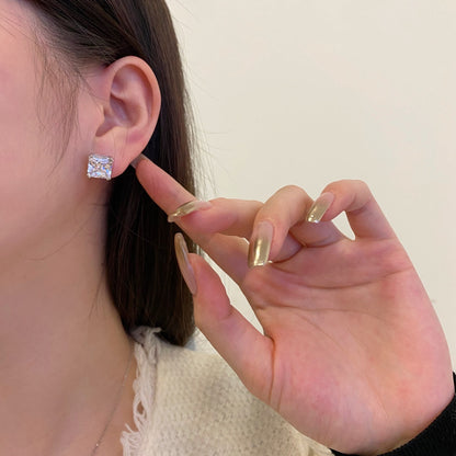 [Okajuri Jewelry]Delicate Square Shape Earrings