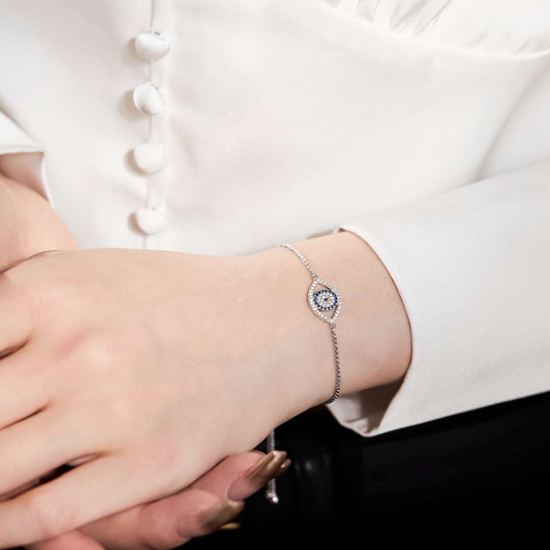 [Okajuri Jewelry]Dazzling Eye Shape Necklace