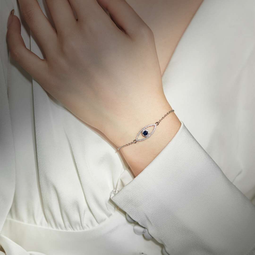 [Okajuri Jewelry]Devil's Eye Hollow Design Bracelet