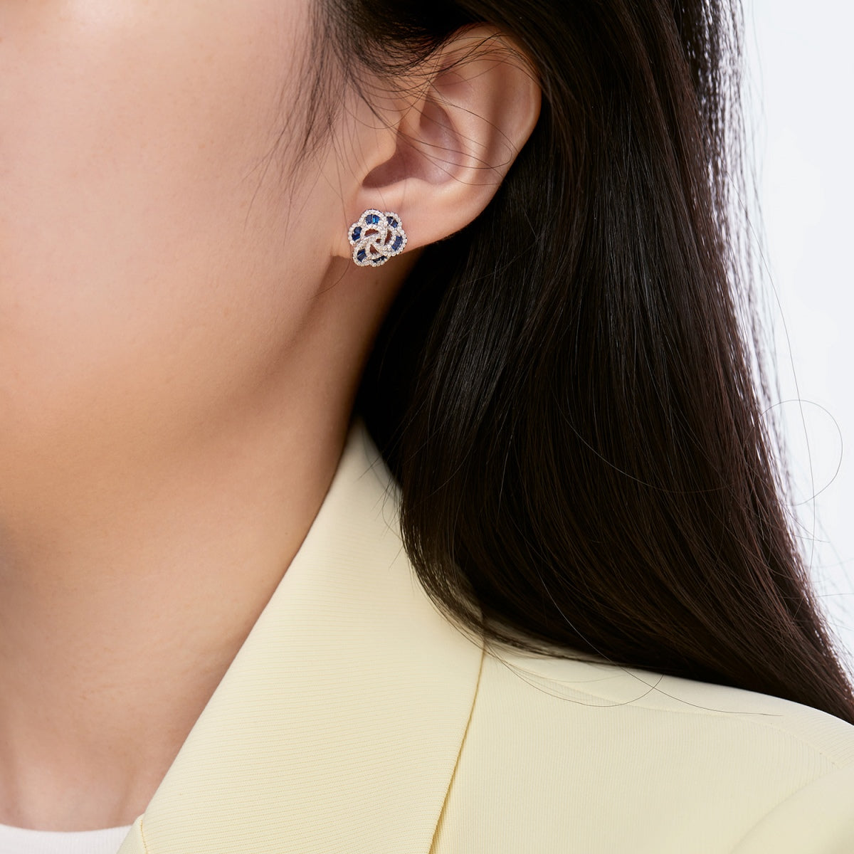 [Okajuri Jewelry]Exquisite Flower Shape Daily Earrings