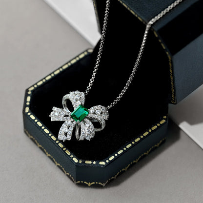 [Okajuri Jewelry]Luxurious Flower Shape Emerald Cut Necklace