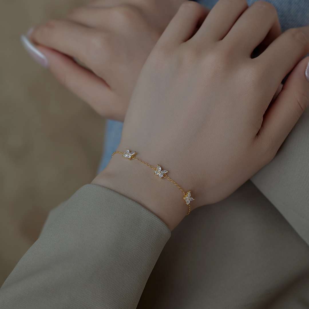 [Okajuri Jewelry]Radiant Butterfly Shape Necklace