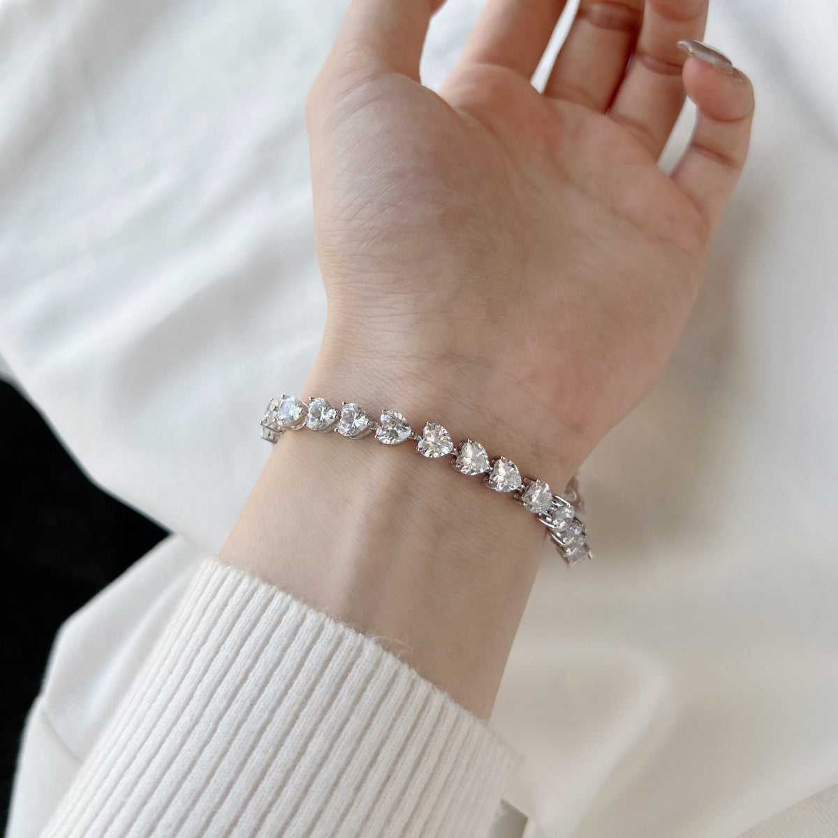 [Okajuri Jewelry]0.75 Carat Elegant Romantic Heart Shape Lover Bracelet