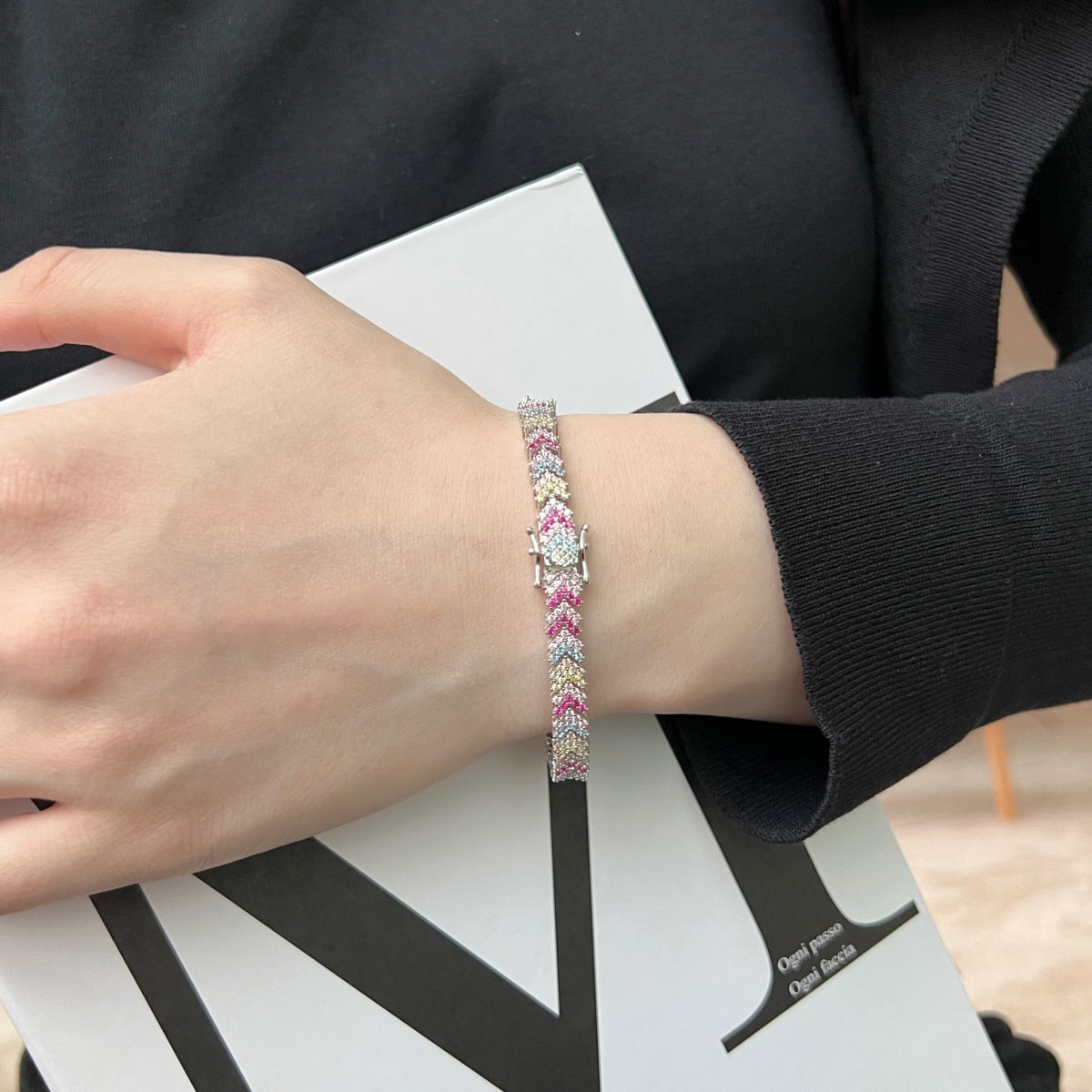 [Okajuri Jewelry]Ornate Sparkling Round Cut Party Bracelet