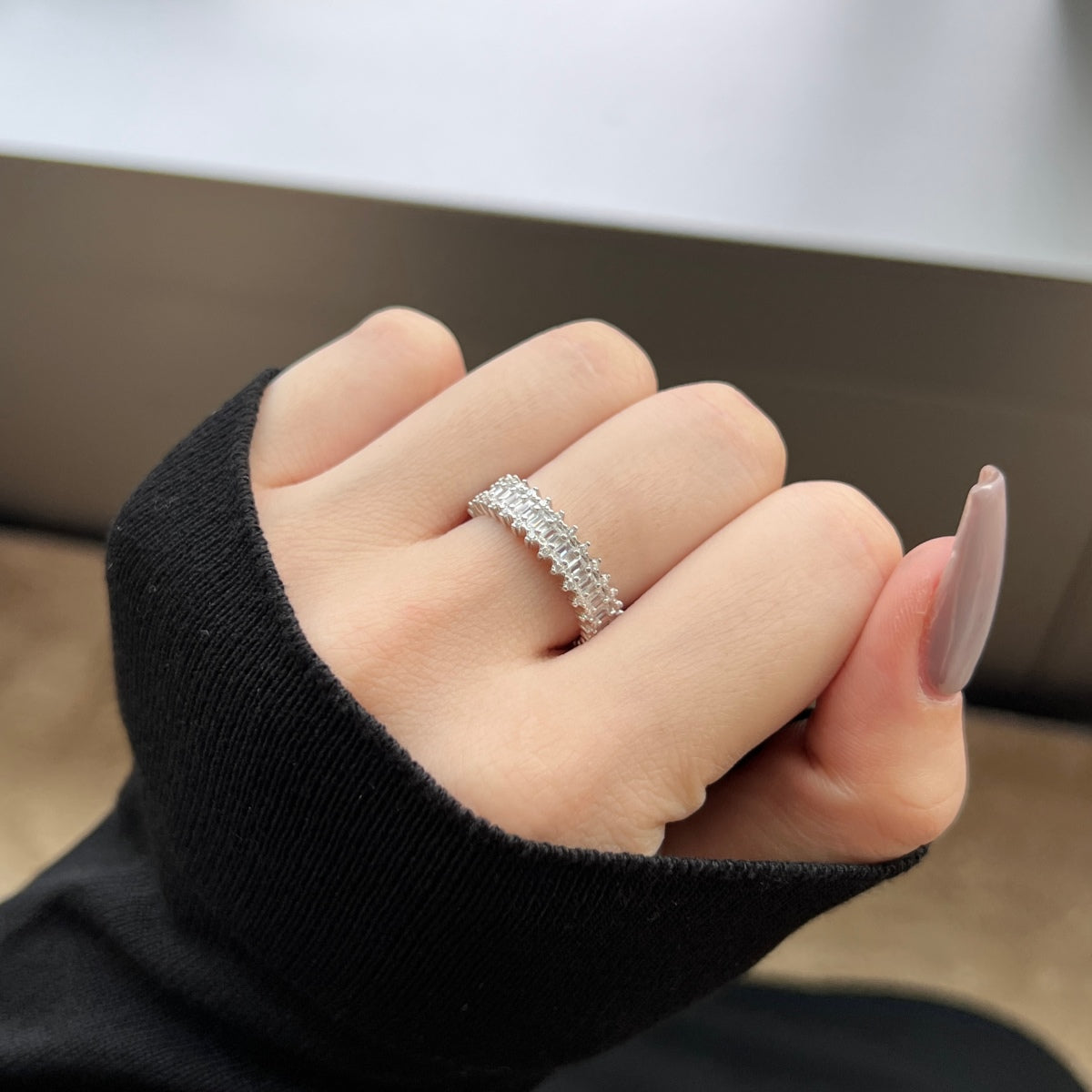 [Okajuri Jewelry]Splashy Ornate Emerald Cut Cocktail Ring