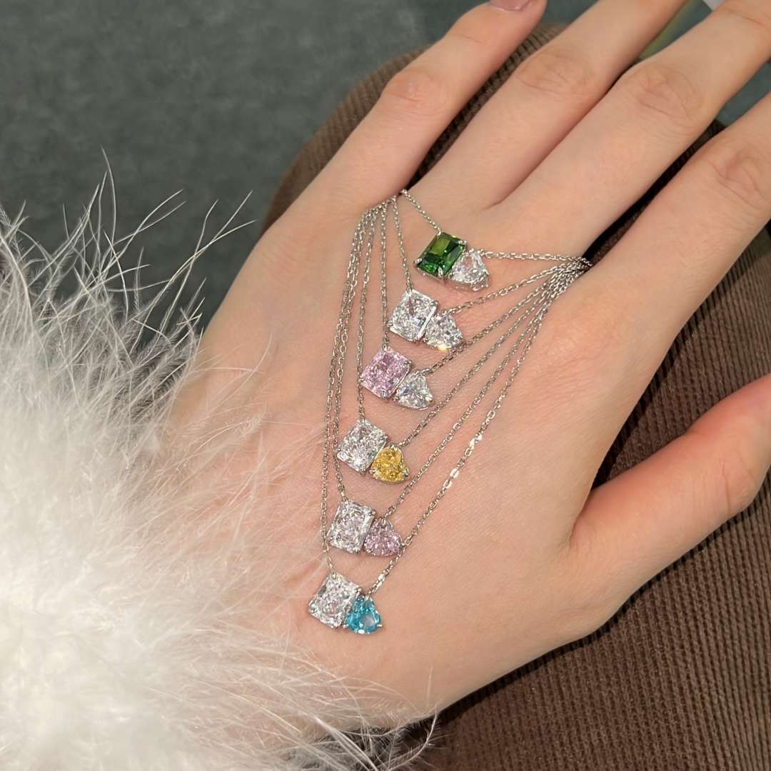 [Okajuri Jewelry]Dazzling Square & Heart Shape Necklace