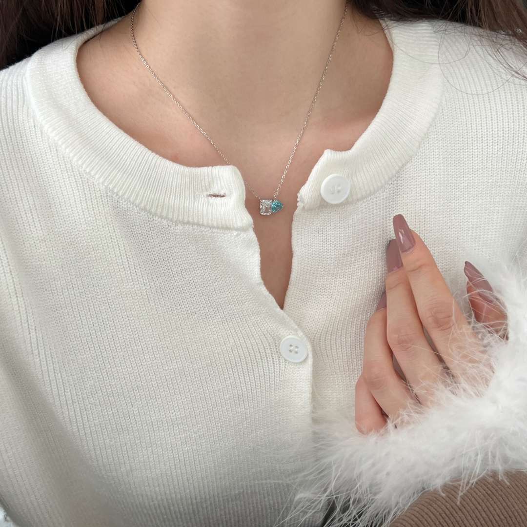 [Okajuri Jewelry]Dazzling Square & Heart Shape Necklace