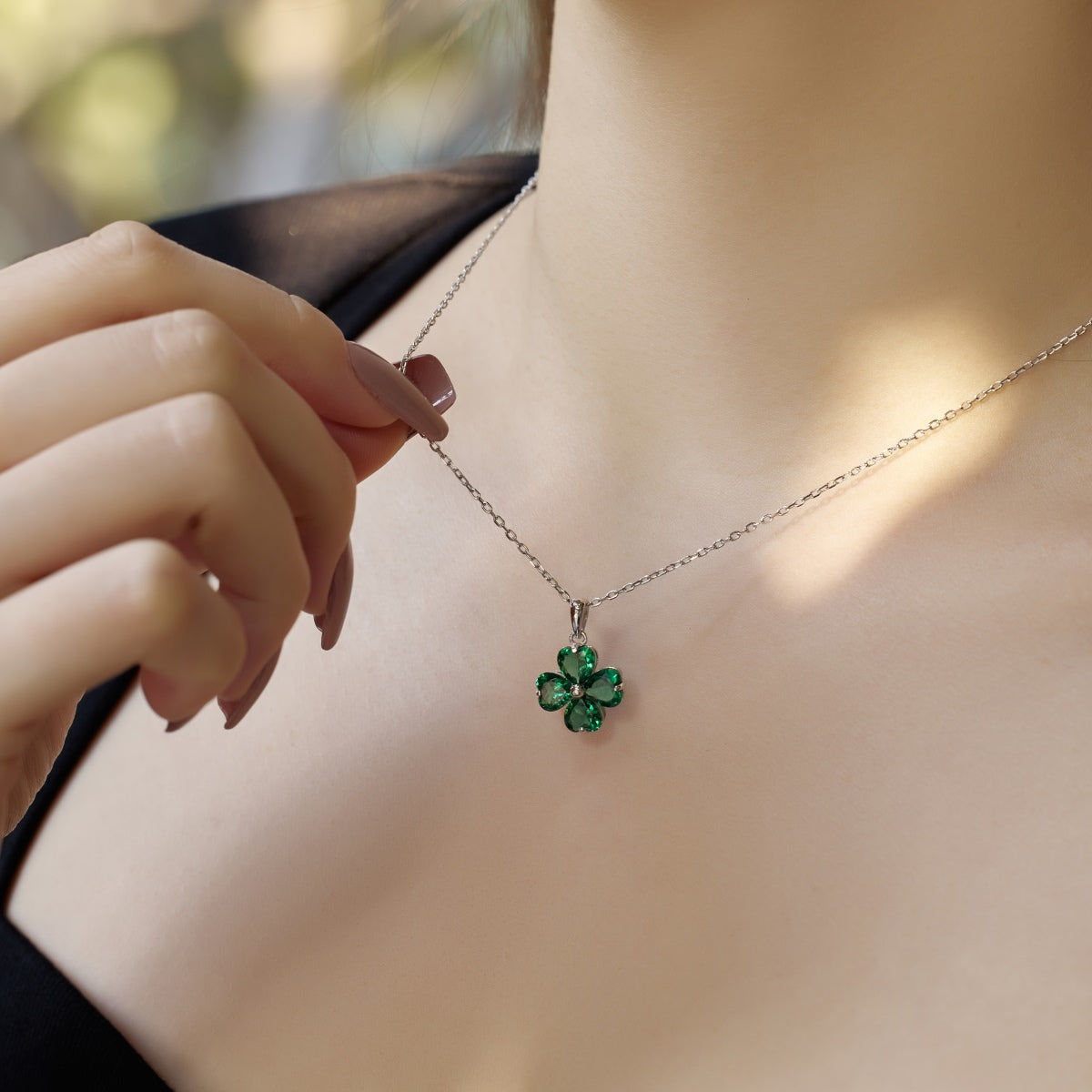 [Okajuri Jewelry]Heart-Shaped Four-Leaf Clover Bead Necklace