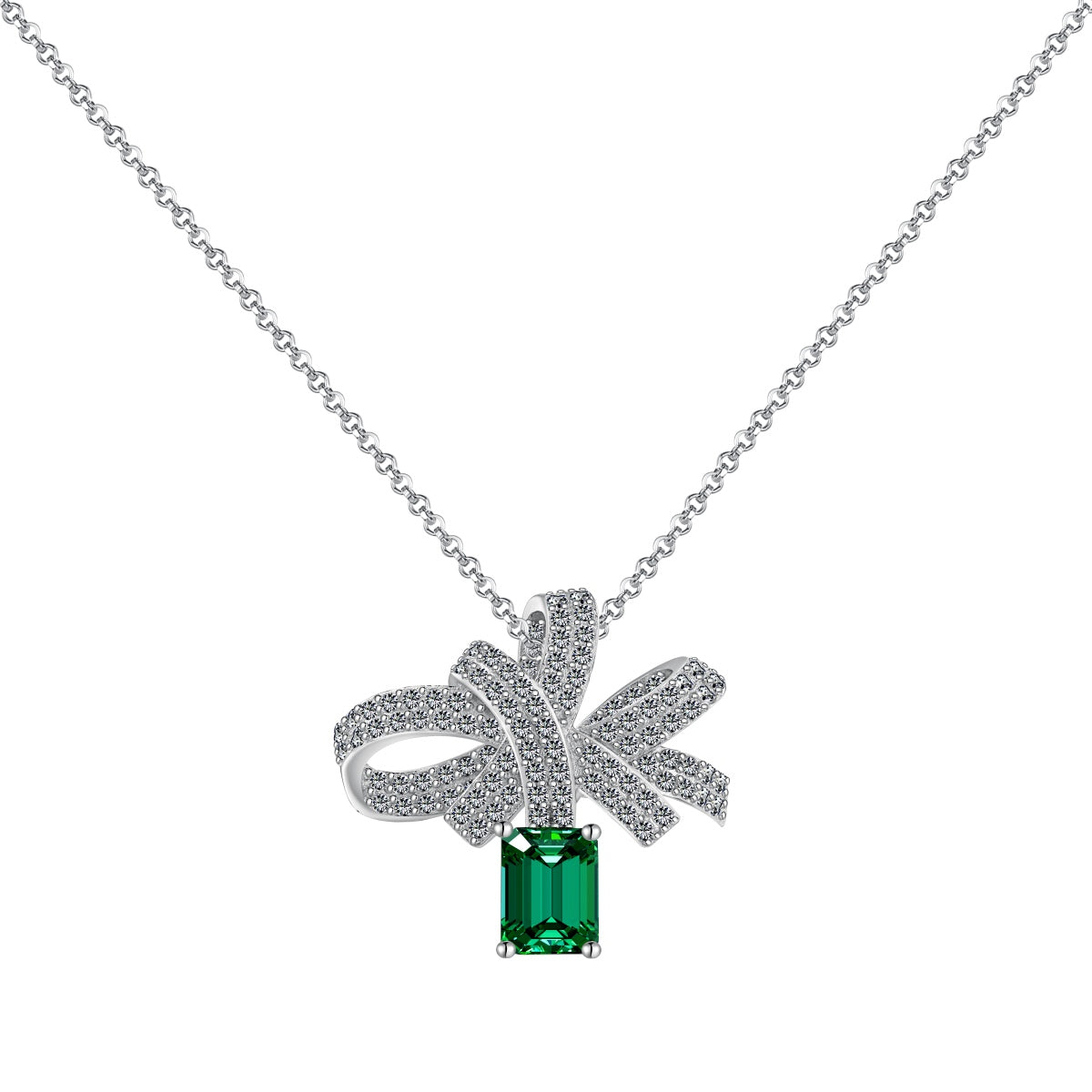 [Okajuri Jewelry]Luxurious Flower Shape Emerald Cut Necklace