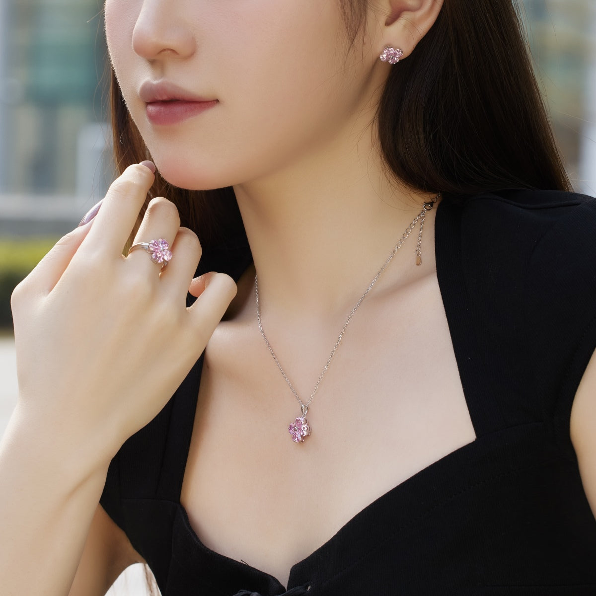 [Okajuri Jewelry]Heart-Shaped Four-Leaf Clover Bead Necklace