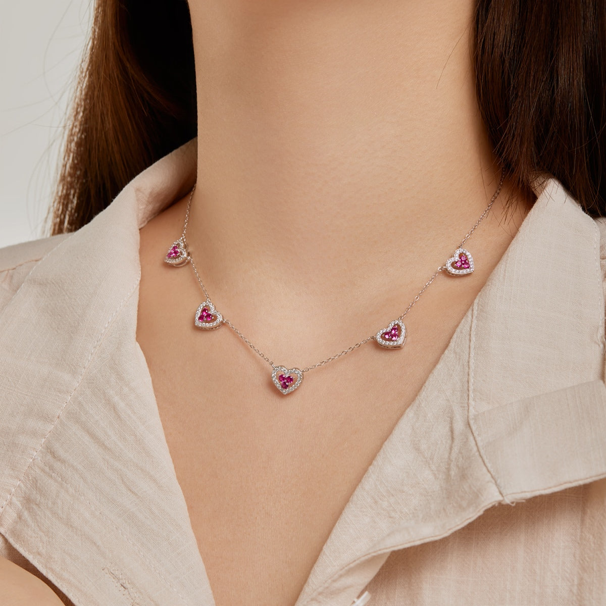 [Okajuri Jewelry]Sparkling Five Heart Necklace