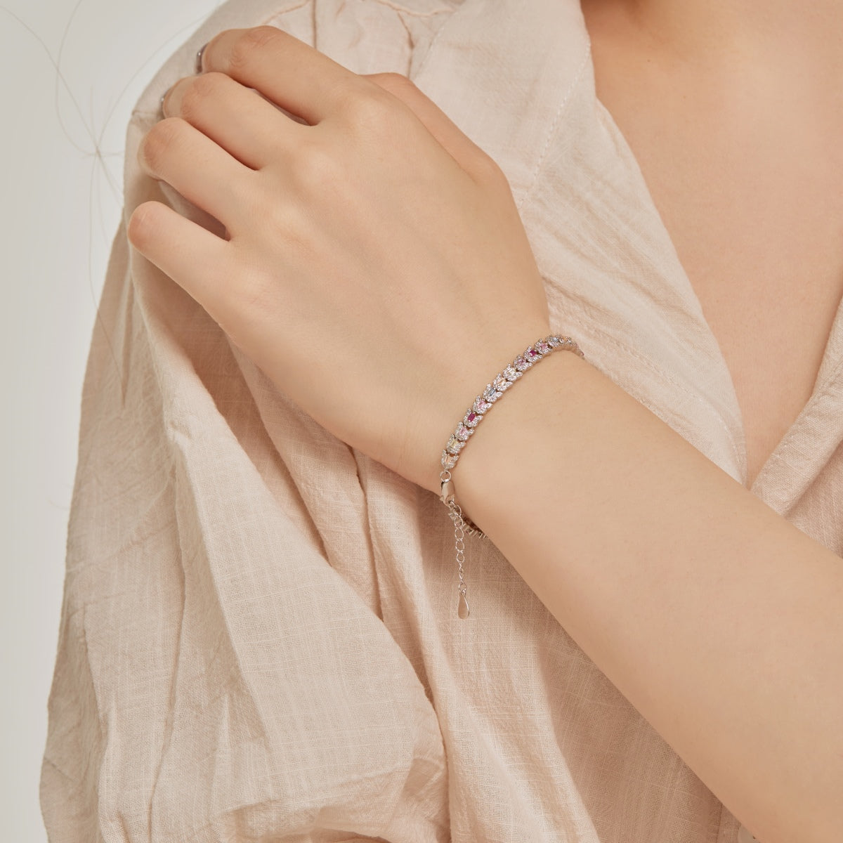 [Okajuri Jewelry]Delicate Colorful Multi Cut Daily Bracelet