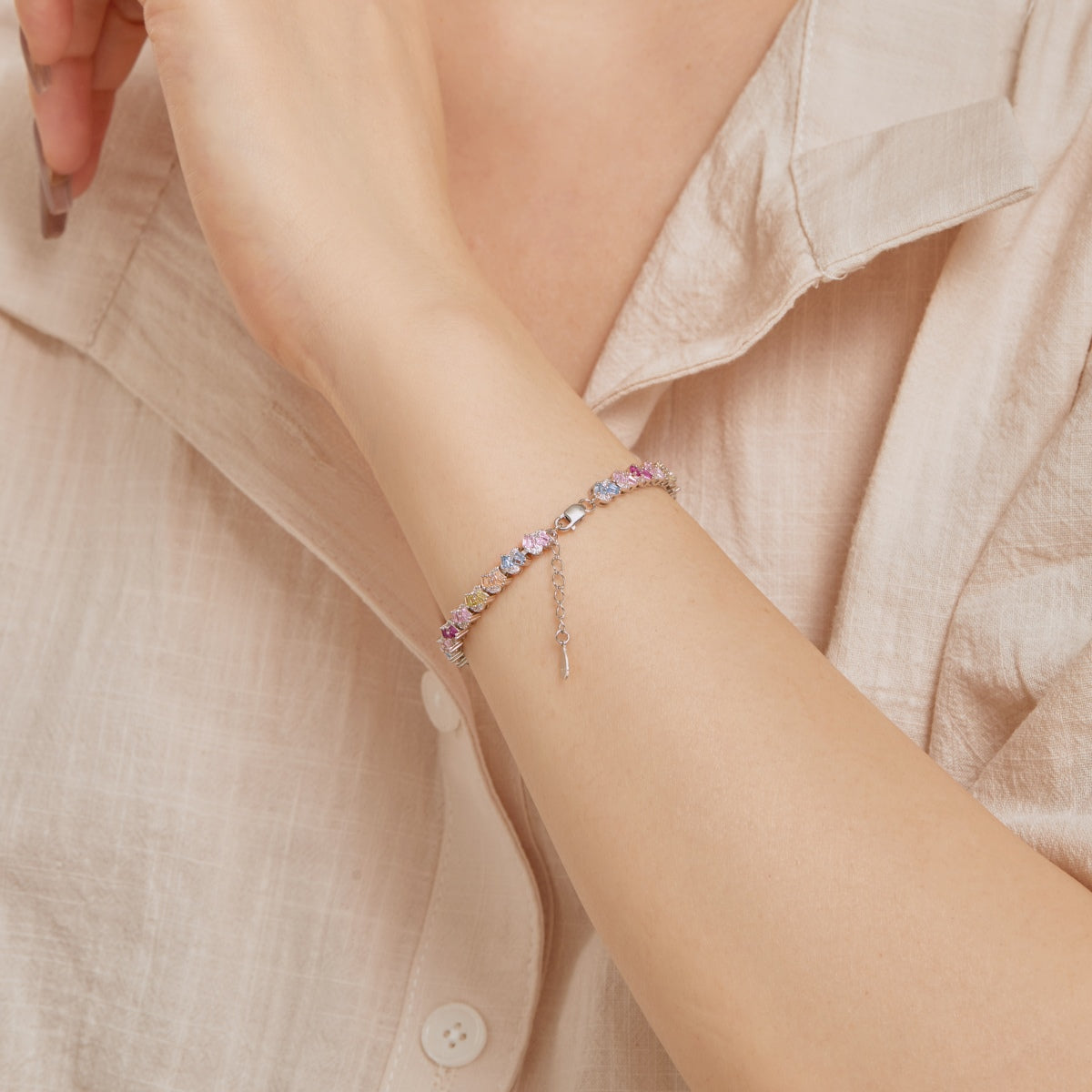 [Okajuri Jewelry]Ornate Colorful Flower Shape Party Bracelet