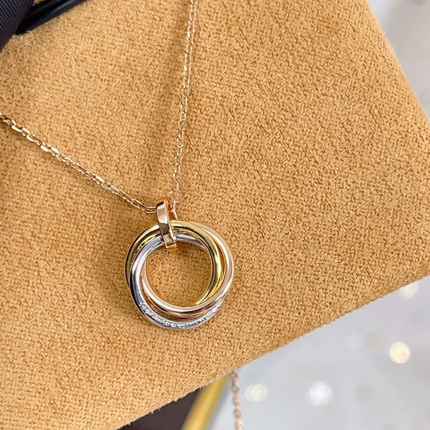 [Okajuri Jewelry]TRINITY NECKLACE SILVER GOLD PINK GOLD DIAMONDS